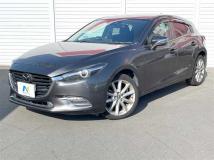 2017 Mazda Axela Sport