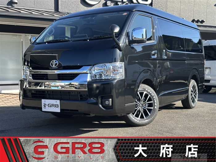 2025 Toyota Hiace Wagon