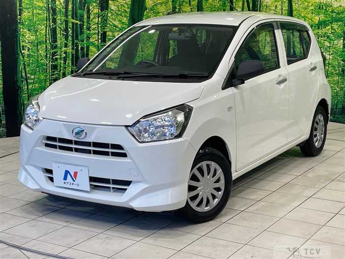 2018 Daihatsu Mira Es