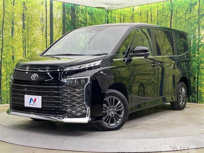 2025 Toyota Voxy