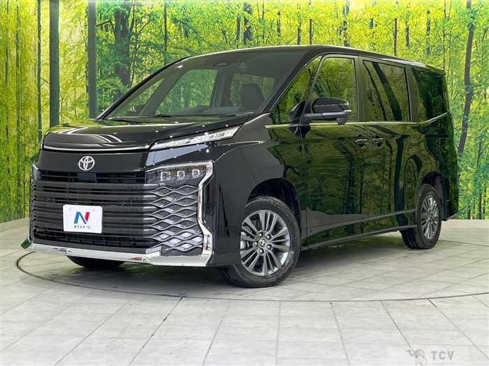 2025 Toyota Voxy