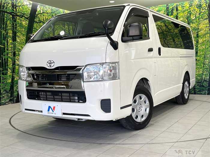 2022 Toyota Hiace Van