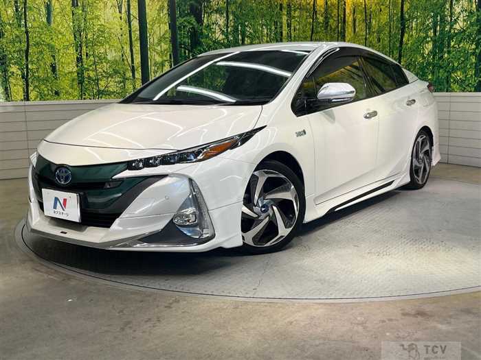 2017 Toyota Prius PHV