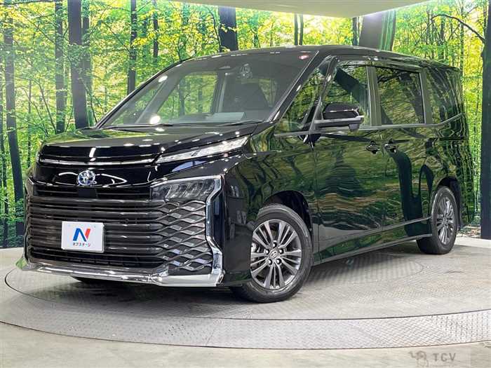 2023 Toyota Voxy