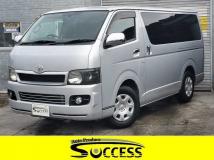 2006 Toyota Hiace Van