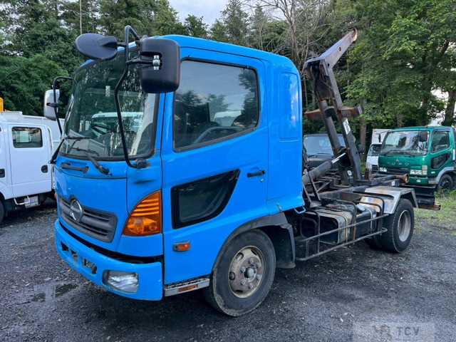 2005 Hino Hino Others