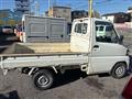 2009 Mitsubishi Minicab Truck