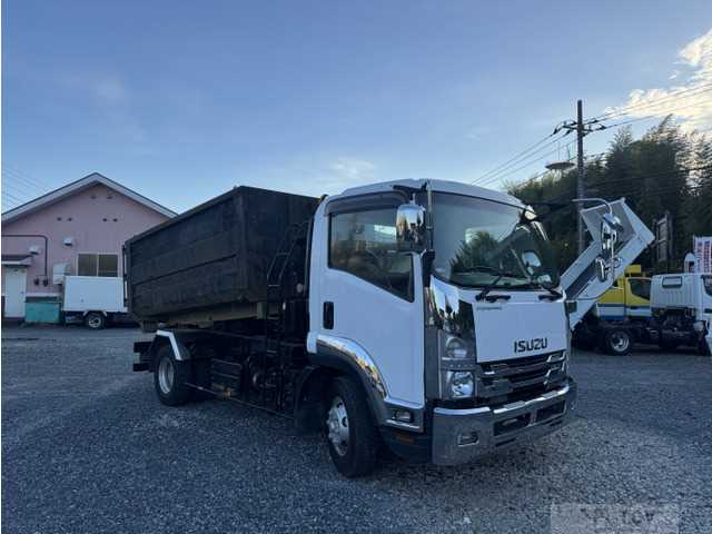 2018 Isuzu Isuzu Others