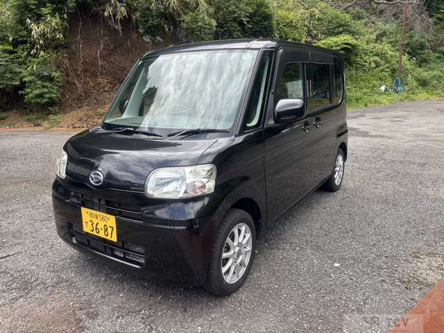 2011 Daihatsu Tanto