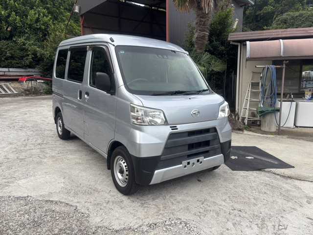 2018 Daihatsu Hijet Cargo