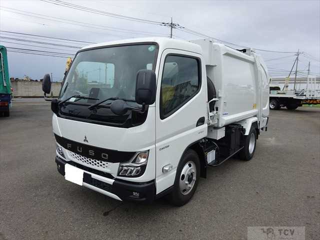 2025 Mitsubishi Canter
