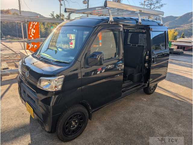 2018 Daihatsu Hijet Cargo