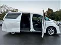 2009 Toyota Vellfire