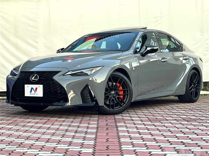 2023 Lexus IS