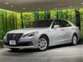 2013 Toyota Crown Hybrid