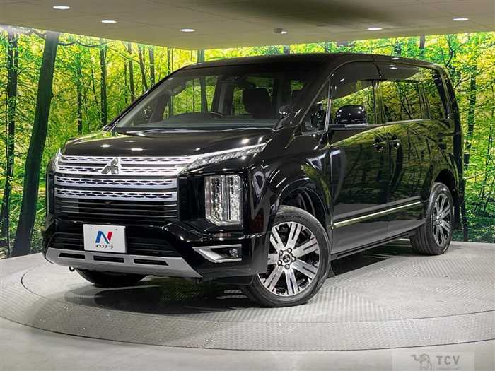 2021 Mitsubishi Delica D5