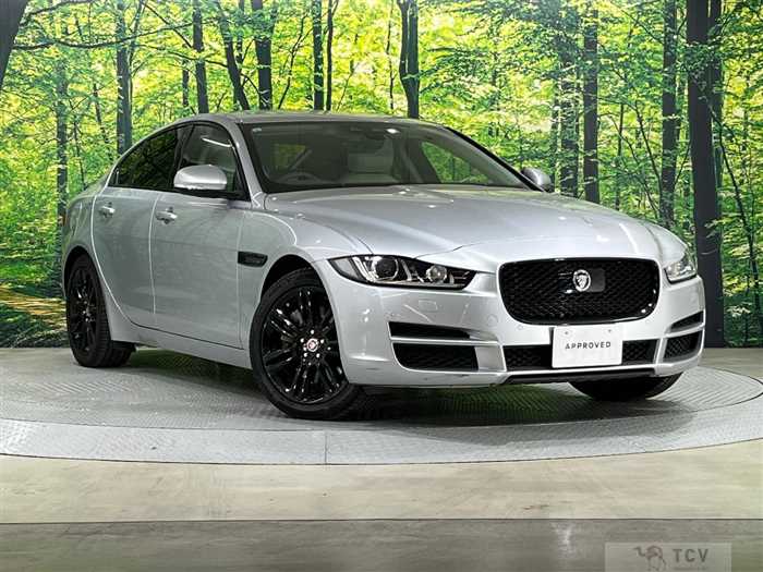 2019 Jaguar XE
