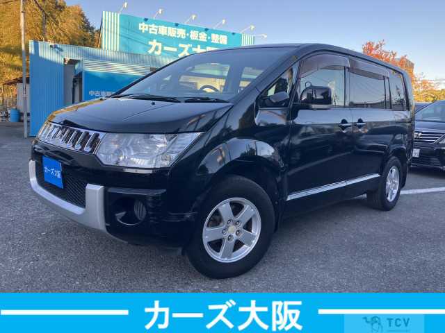 2014 Mitsubishi Delica D5