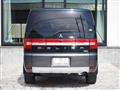 2013 Mitsubishi Delica D5