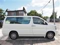2000 Nissan Elgrand