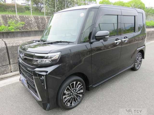 2023 Daihatsu Tanto Custom