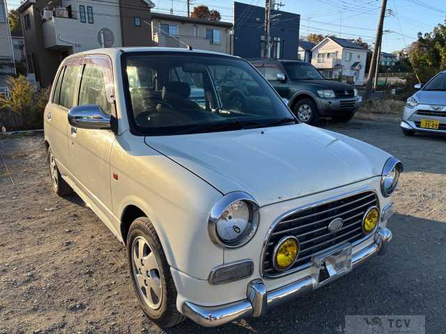 2001 Daihatsu Miragino