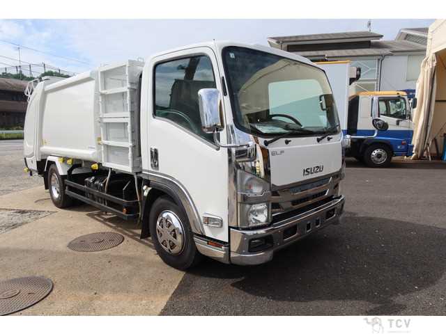 2016 Isuzu Isuzu Others