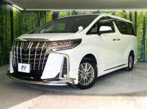 2022 Toyota Alphard Hybrid