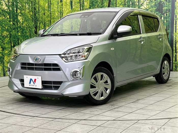 2017 Daihatsu Mira Es
