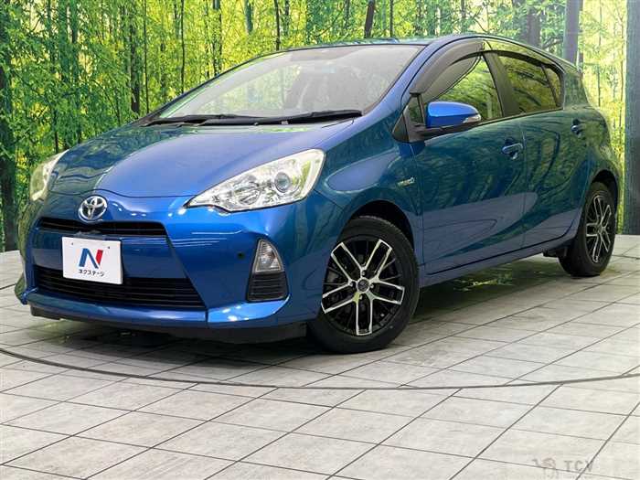 2013 Toyota AQUA