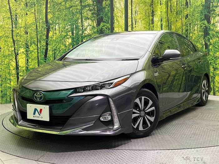 2017 Toyota Prius PHV