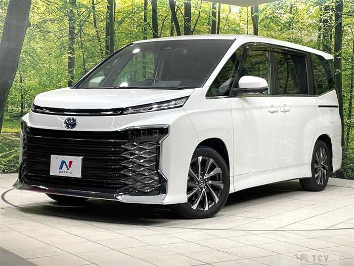 2023 Toyota Voxy