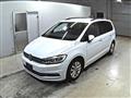 2017 Volkswagen Golf Touran