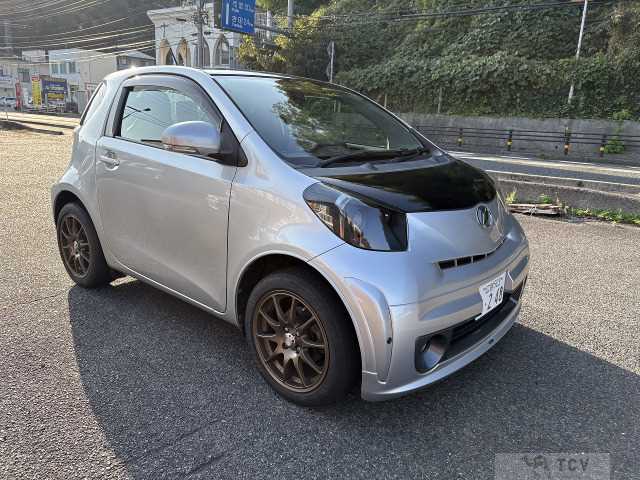 2009 Toyota IQ