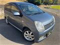 2005 Daihatsu Mira Avy