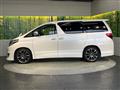2013 Toyota Alphard