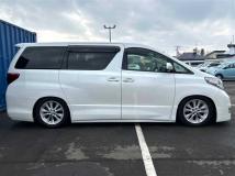 2010 Toyota Alphard