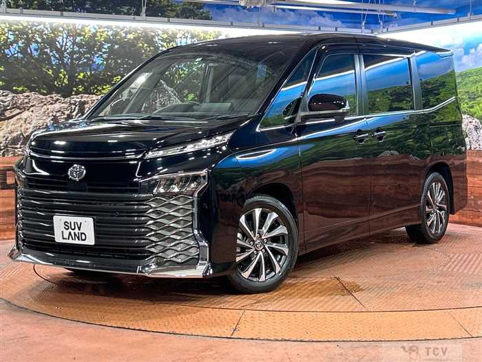 2022 Toyota Voxy