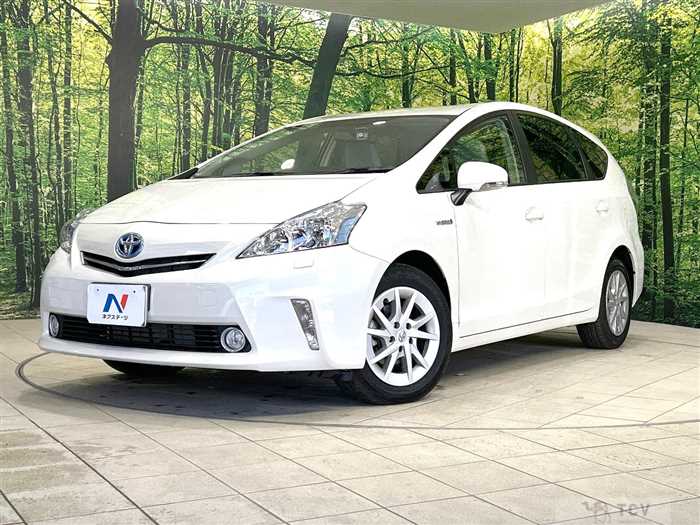 2011 Toyota PRIUS α