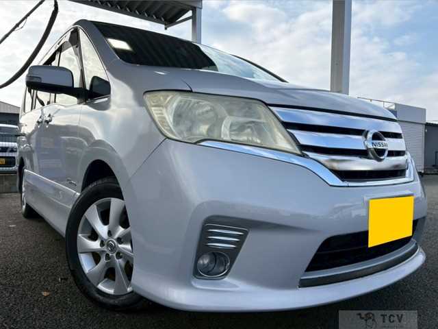 2013 Nissan Serena