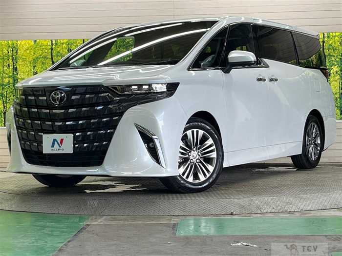 2023 Toyota Alphard Hybrid