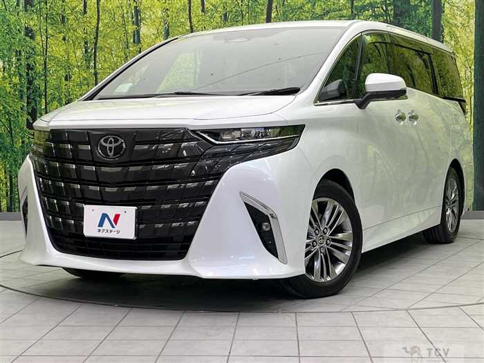 2023 Toyota Alphard Hybrid