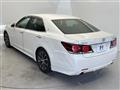 2016 Toyota Crown