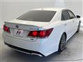 2013 Toyota Crown Hybrid