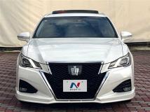 2017 Toyota Crown Hybrid