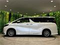 2020 Toyota Alphard Hybrid