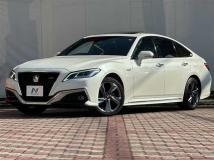 2018 Toyota Crown Hybrid