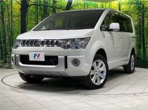 2017 Mitsubishi Delica D5