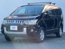 2011 Mitsubishi Delica D5