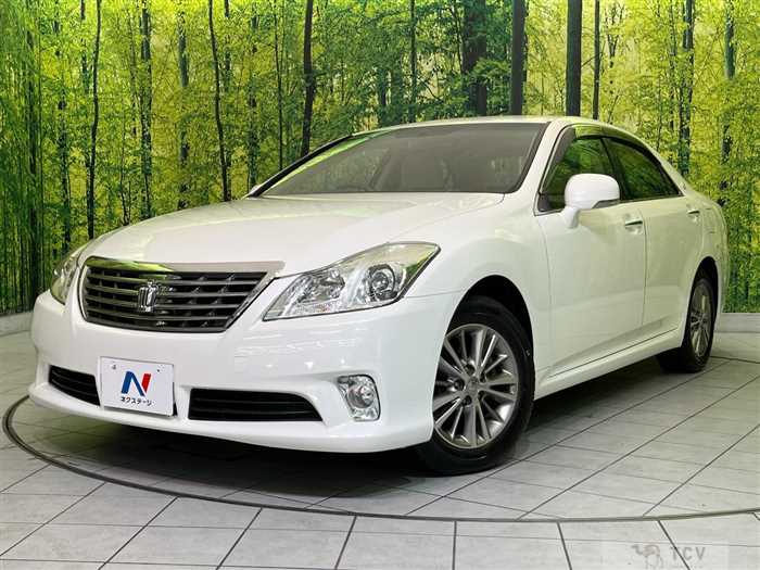 2012 Toyota Crown